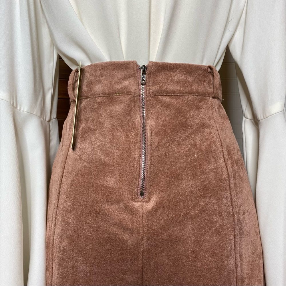 Gianni Bini Baked Pink Suede Lace Up Skirt NWT Size XSmall - Picture 5 of 9